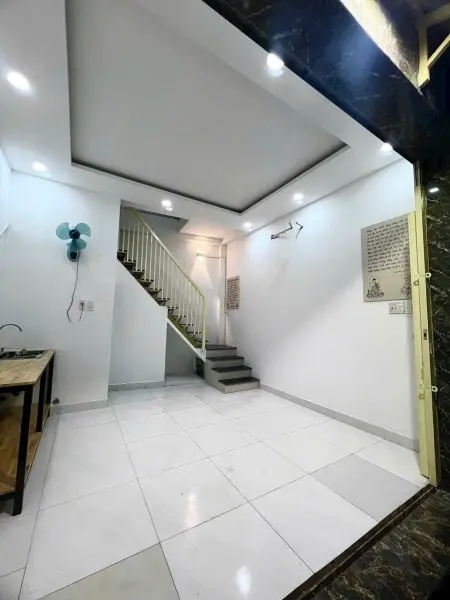 Cho Thuê Nhà Nguyên Căn Mới 100%. Đầy Đủ Nội Thất. 35,6M2.1Trệt 1 Lầu. 2Pn 1Wc. Bà Hom.quận 6.8Triệu
