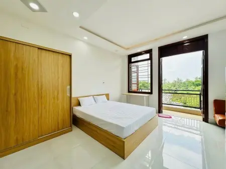 Cho Thuê Phòng Ban Công Lầu 1 – Ngay Hiệp Thành City, Q.12