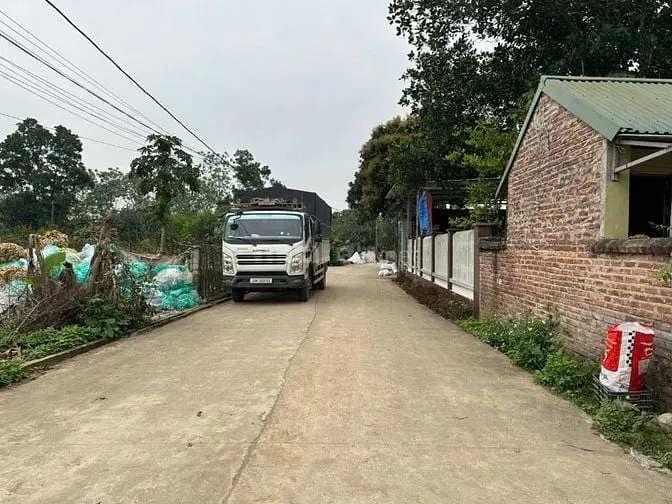 Đất Chính Chủ Người Nhà Bán,Ac Quan Tâm Ib Zalo E 898330698