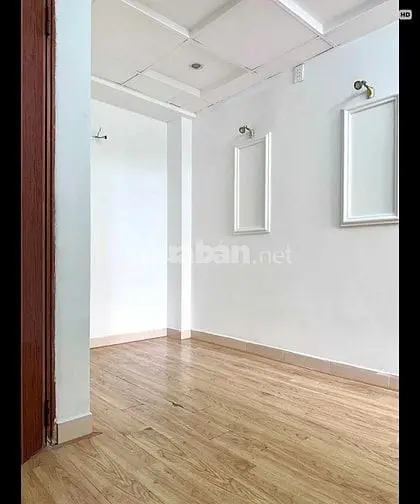 Bán Nhà Hẻm 7A/5 Thành Thái Q10 Hẻm 12M Nhà 3 Tầng Chỉ 8,8 Tỷ.