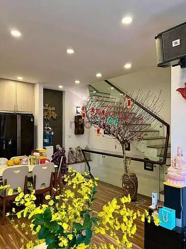 Bán Nhà Phố Ngọc Thụy, 50M2- 5T- Mt6M-Ô Tô, Thang Máy, Gần Cầu Lb