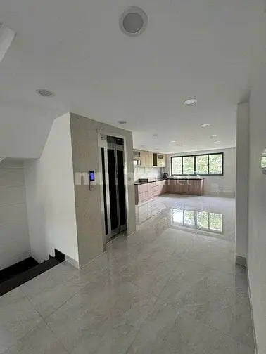Nhà Bán 2 Mặt Tiền Chợ Lớn Q6. Hầm Lửng 4 Lầu Thang Máy. Giá 19,5 Tỷ