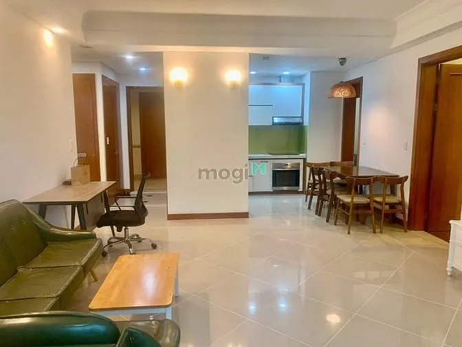 Cho Thuê Căn Hộ 2 Phòng Ngủ 98M Tại The Manor Cách Q1- 5 Phút