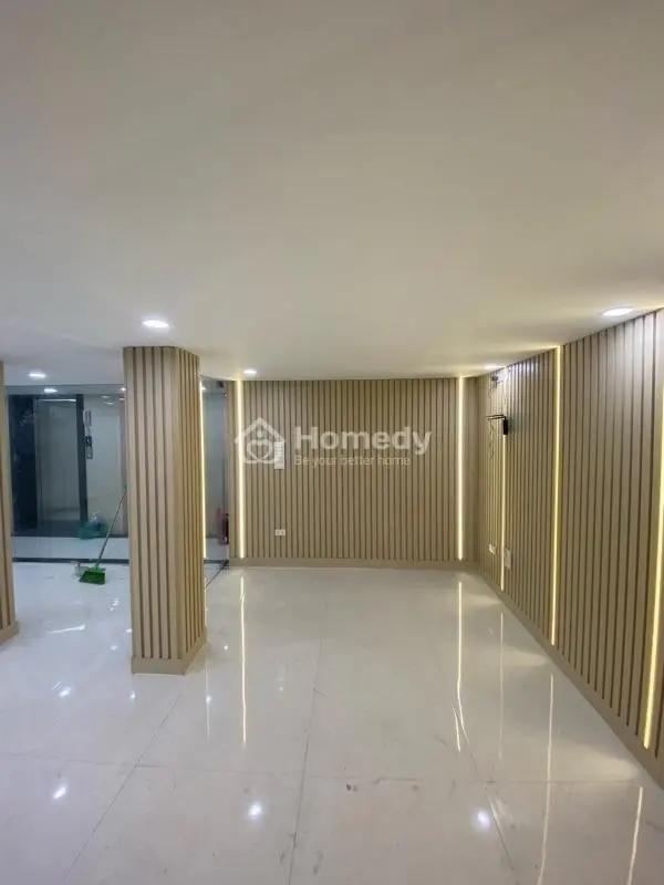 Bán Tòa Nhà Bulding Mặt Phố Lĩnh Nam : 250M2 : 8 Tầng ,Mt 10M Giá 85Tỷ