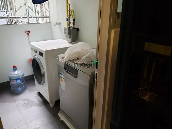 Bán Căn Hộ Cao Cấp Happy Valley Phú Mỹ Hưng Q.7 Dt 135M2 Có 3Pn 9,5 Tỷ