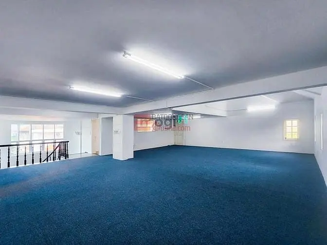 Bán Biệt Thự 22X45M2 Đ. Nguyễn Văn Hưởng, Q.2 – 4 Tầng Chỉ 300 Tỷ Tl.