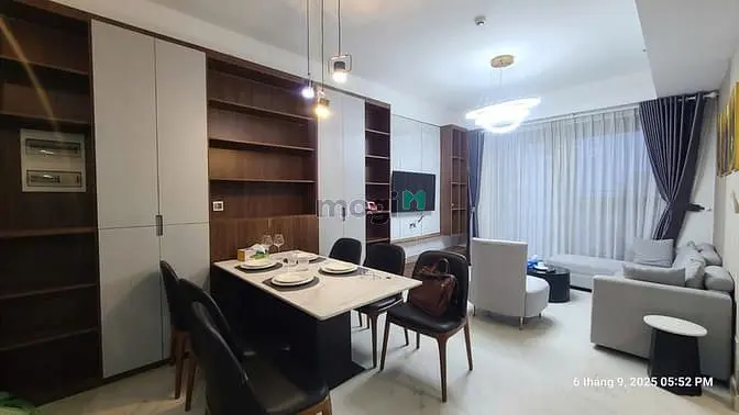 Cho Thuê 2 Căn Hộ (2 Phòng Ngủ) Cùng Tầng - Midtown The Siganture