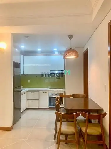 Cho Thuê Căn Hộ 2 Phòng Ngủ 98M Tại The Manor Cách Q1- 5 Phút