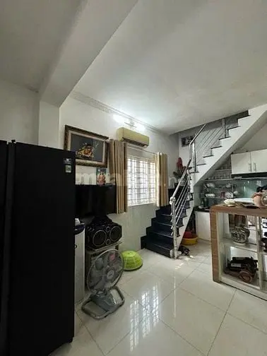 Trung Tâm Phước Kiển, 03 Tầng, Dt 30M2