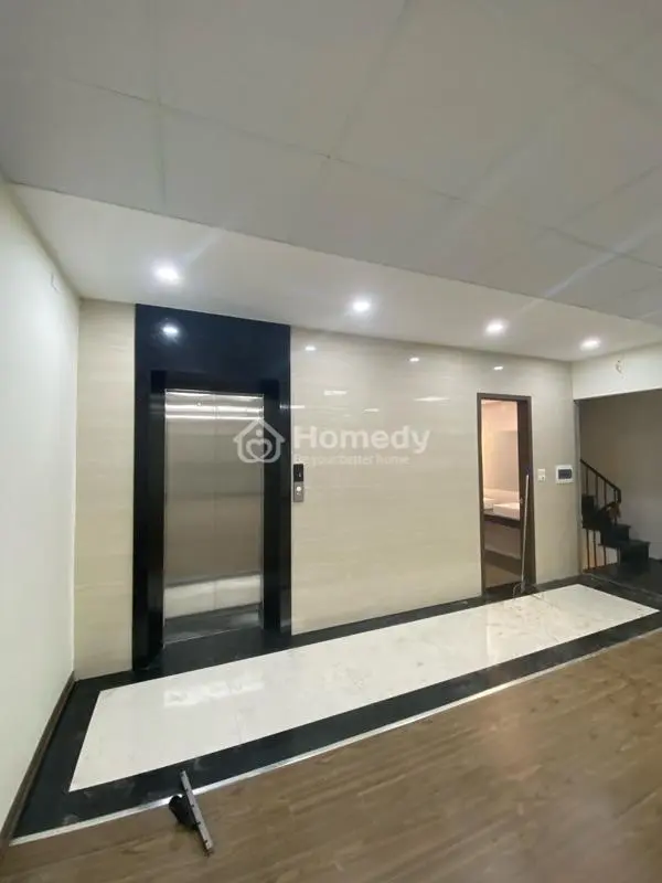 Bán Tòa Nhà Bulding Mặt Phố Lĩnh Nam : 250M2 : 8 Tầng ,Mt 10M Giá 85Tỷ