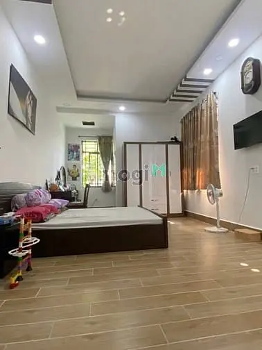Nhà 2 Tầng Mặt Tiền Đường 17 Quận 7. Kdbb Tốt. 5*21 Hơn 12 Tỷ.