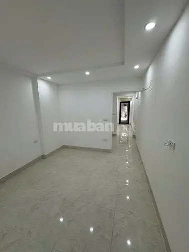 Cần Bán Căn Hộ Tập Thể Tầng 1 Số Nhà 20 Ngõ 9/3 Đào Tân