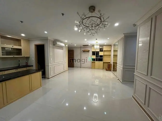 Chung Cư Satra Eximland- P1- Phú Nhuận: Căn 140M2, Có 3P Ngủ, 22Tr/Th