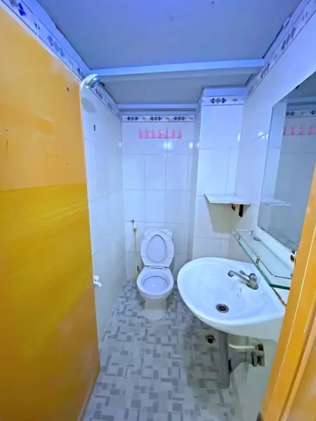 Phòng Trọ + Ktx 20M2 Đường Thích Quảng Đức,Q Phú Nhuận,Tp Hcm.