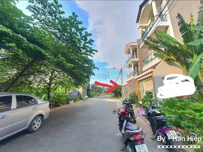 Bán Đất Đường 10M Thông, Samsung Bưng Ông Thoàn, Phú Hữu, Q9 - Dt: