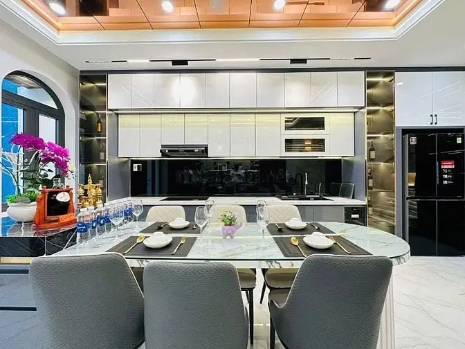 Cho Thuê Nhà Mặt Tiền 4 Lầu Có Thang Máy Đường Số 4 P16 Gò Vấp 4 X 20