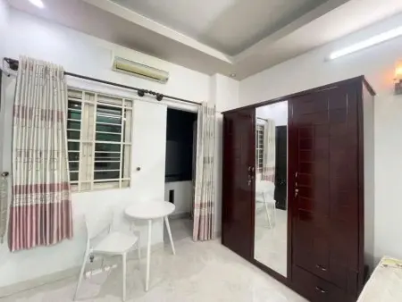 Căn Hộ Full Nội Thất Ban Công Giáp Q3 Ngay Nguyễn Đình Chiểu