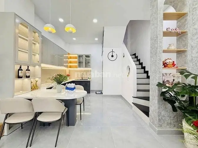 [4 Tỷ 9] Nhà 78M2 Đ. Âu Dương Lân, Chủ Mới Sơn Sửa Lại, Shr Chính Chủ