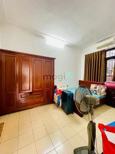 Bán Nhà Trung Tâm Phố Nguyễn Sơn 80M2-4 Tầng- Lô Góc 3 Thoáng , Ô Tô