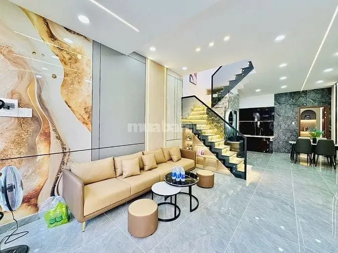 6046063 ảnh đại diện 1