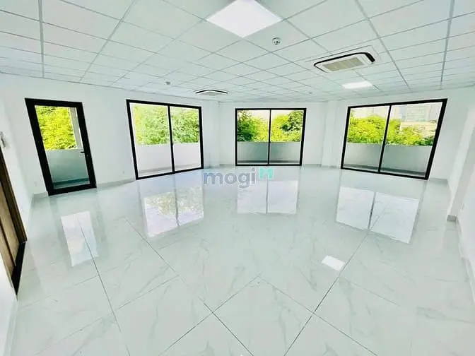 Cho Thuê Nhà Góc 2 Mặt Tiền Số 50A Đường Trần Nhật Duật, P Q1
