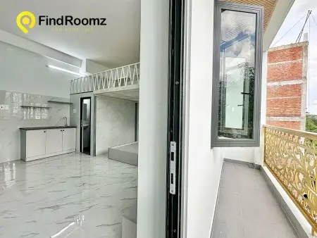 Duplex Ban Công Gần Trường Đại Học Iuh, Vlu