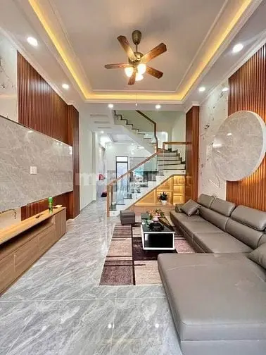 [6 Tỷ 890] Chủ Để Lại Full Nội Thất, Đ Nguyễn Đình Chính, Dt 83M2, Shr