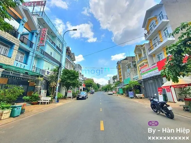 Bán Nhà Mặt Tiền D3 Lê Văn Việt, Tnpa, Q9 - Dt : 5M X 21M. Giá 10 Tỷ 5