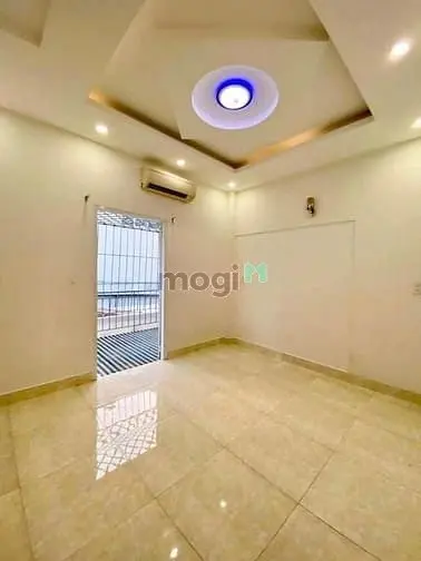 Cho Thuê Gấp Nhà Đẹp Hẻm Xe Hơi Đường Lê Văn Sỹ, P1, Tb