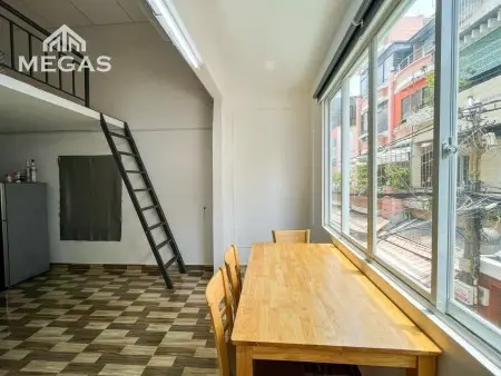 Cho Thuê Căn Hộ Duplex Cửa Sổ , Không Giới Hạn Người Ở , Rộng 40M2 - Ngay Tô Hiến Thành Quận 10