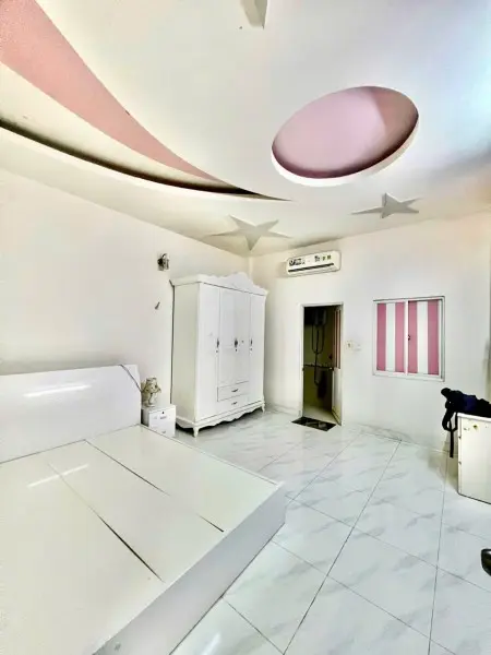 Cho Thuê Nhà Nguyên Căn Full Nội Thất. Hẻm Mã Lò, Q.bình Tân. 4X16M. 3 Lầu 5Pn 5Wc + Sân Thượng