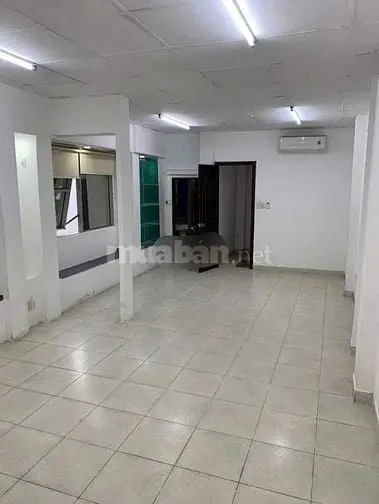 Cho Thuê Nhà 2 Mặt Tiền Trần Hưng Đạo, P.7, Q.5 Giá 30Tr