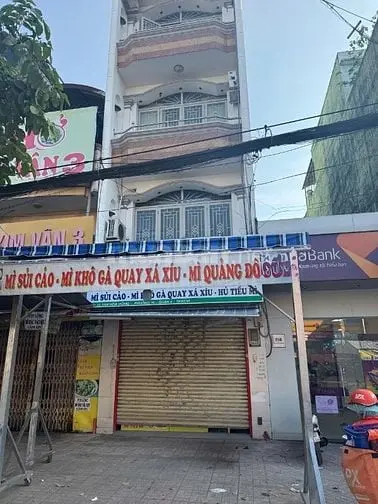 Cho Thuê Mặt Bằng Ngay Chợ Phú Lâm Kinh Doanh Tự Do