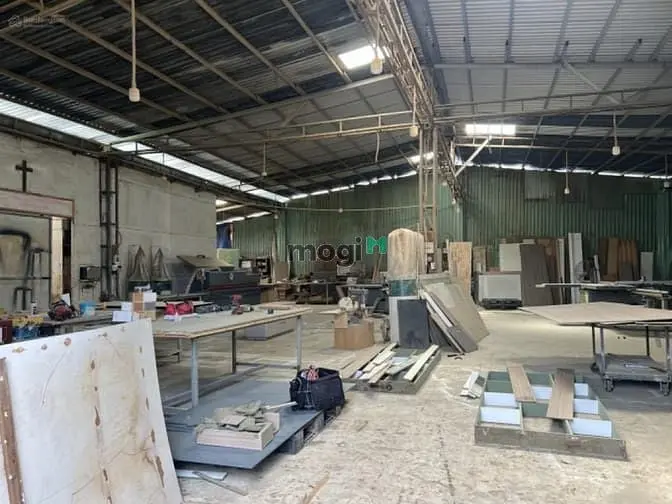 Cho Thuê Kho Xưởng 900M2 Gần Đường Nguyễn Duy Trinh, P. Long Trường,Q9