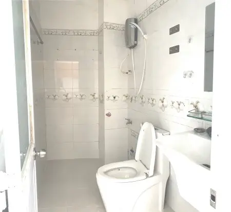 Pass Phòng Trọ (40M2) Một Gác Lửng Và 1 Phòng Lớn