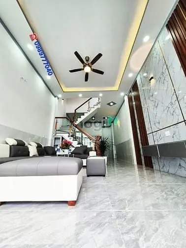 Nhà Thổ Cư 100% 1 Lầu 1 Trệt 3Ty390 Triệu