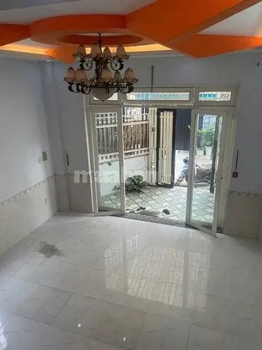 Nhà 2Mt Ngay Chợ Tăng Nhơn Phú Đường Đình Phong Phú 6Tỷ/80M2.