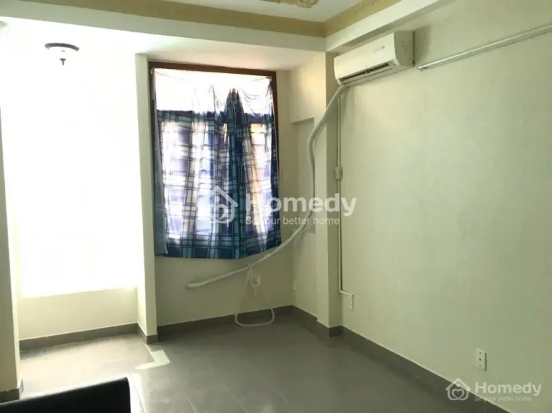 Nhà Trống Mới Sửa Sạch Thoáng. Vào Ở Liền . Nhà Thông 2 Đường Lớn Võ Văn Kiệt Và Trần Tuấn Khải