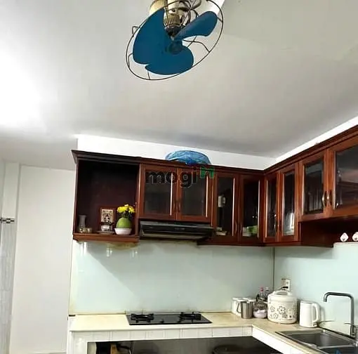 🔥Nhà Đẹp Mtkd Ngay Chợ Hồ Trọng Quý 3,5X15,25M 5 Tầng Đông Đúc Tiệnkd