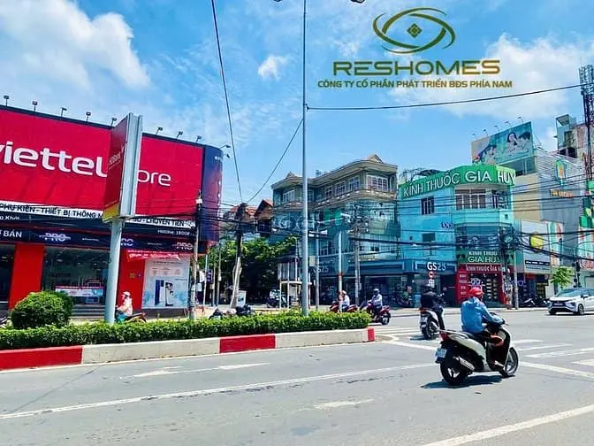 Cho Thuê Nhà Nguyên Căn 1T3L Mặt Tiền Đường Đồng Khởi, Biên Hòa