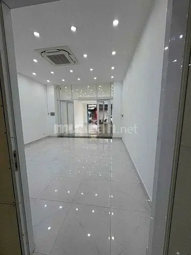 6047629 ảnh đại diện 1