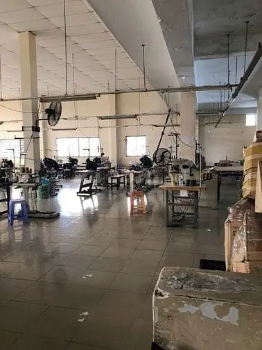 Cho Thuê Gấp Xưởng 1200M2 Giá Cực Tốt Hẻm 10M Đường Trịnh Đình Trọng