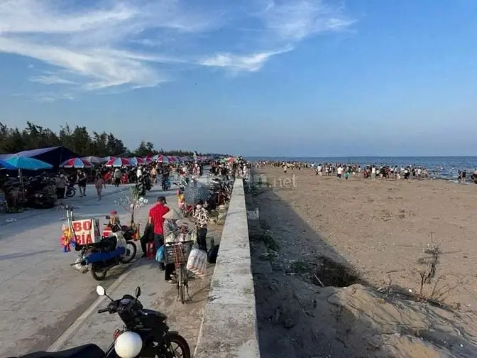Đất Chính Chủ Gần Bãi Tắm Biển Quất Lâm.
