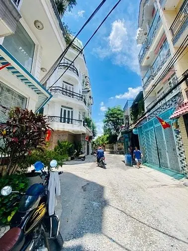 Chính Chủ Bán Nhà 4 Tầng Hẻm 8M, Phường 15, Tân Bình, Gần Sân Bay