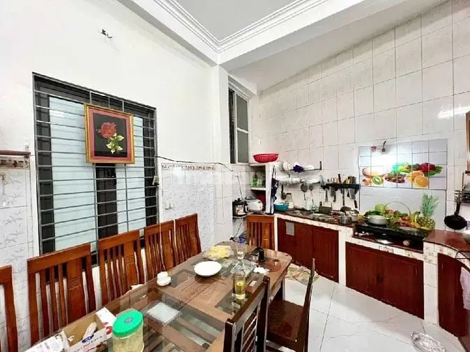 Bán Nhà Đẹp Phân Lô Ô Tô Văn Quán Nguyễn Trãi Hà Đông 42M2, Gía 8,3 Tỷ