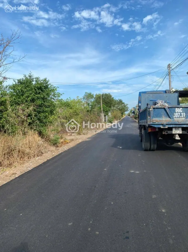 Lô Đất Tiềm Năng 1,3 Mẫu Phủ Hồng Kdc Hiện Hữu Có 600M2 Thổ Cư Giá 1,6 Tr/M2 Tl328 Xã Hồ Tràm Tphcm