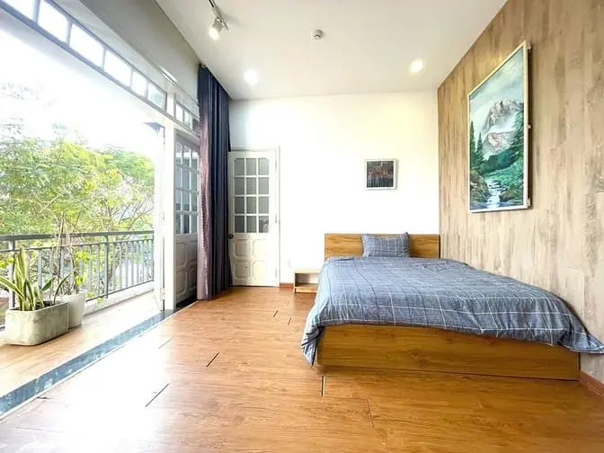 Căn Hộ 1Pn Rộng Rãi, Rất Đẹp Đường Mai Hắc Đế, Gần Cầu Tình Yêu
