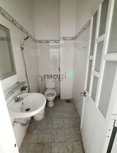 Nhà Mới, (4Pn, 3Wc), 4X12M 3L, 920/3A Nguyễn Chí Thanh Q11