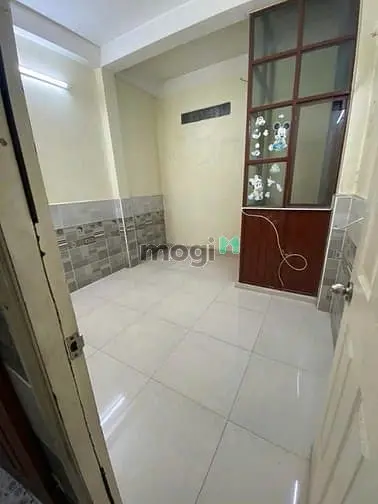 Nhà 3 Tầng, 4Pn-3Wc, (3.1X11M), Hxh 161/2B Lạc Long Quân P3 Q11