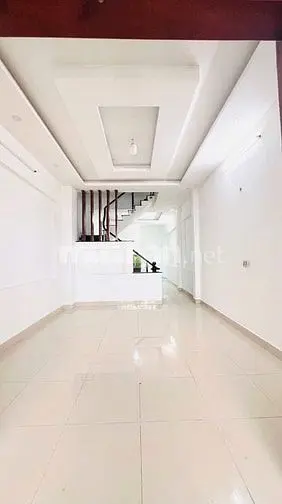 Nhà ( Hà Huy Giáp ) 4 X 19M2. 1Tr. 4 Lầu. Shr. Giá: 5.850Tr